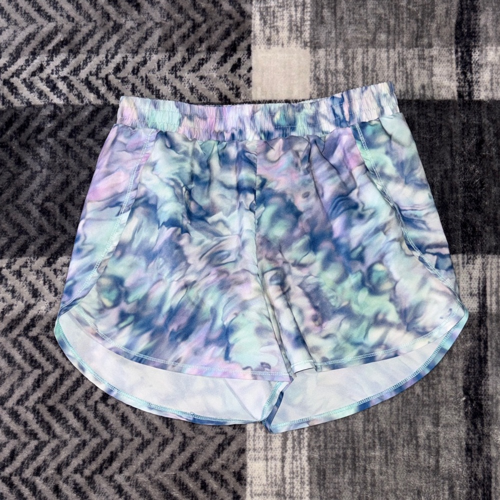 all in motion Pastel Tie-Dye Performance Shorts in Blue & Lavender